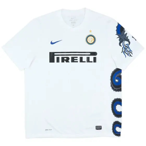 Inter RETRO Away Kit 2010 - 2011