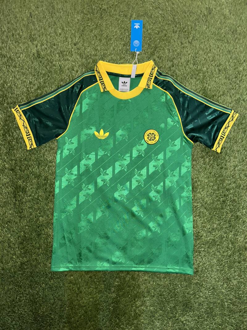 Celtic Retro Adidas Originals Kit