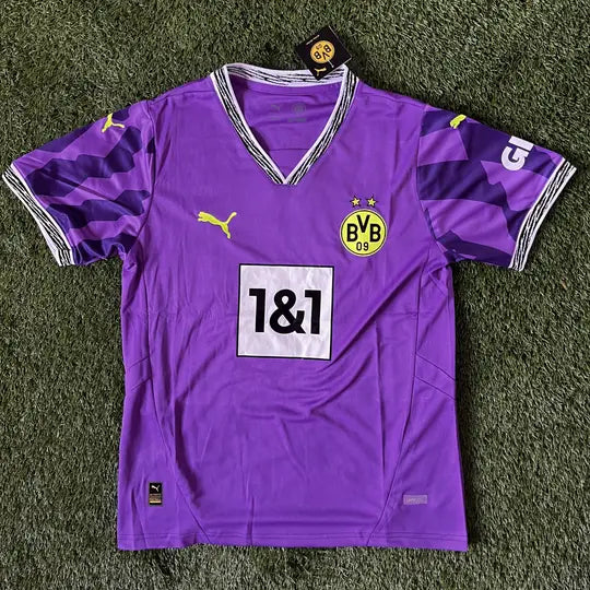 Borussia Dortmund Goalkeeper Kit