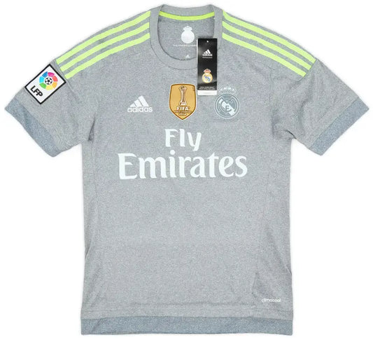 Real Madrid RETRO Away Kit 2015 - 2016