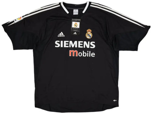 Real Madrid RETRO Away Kit 2004 - 2005