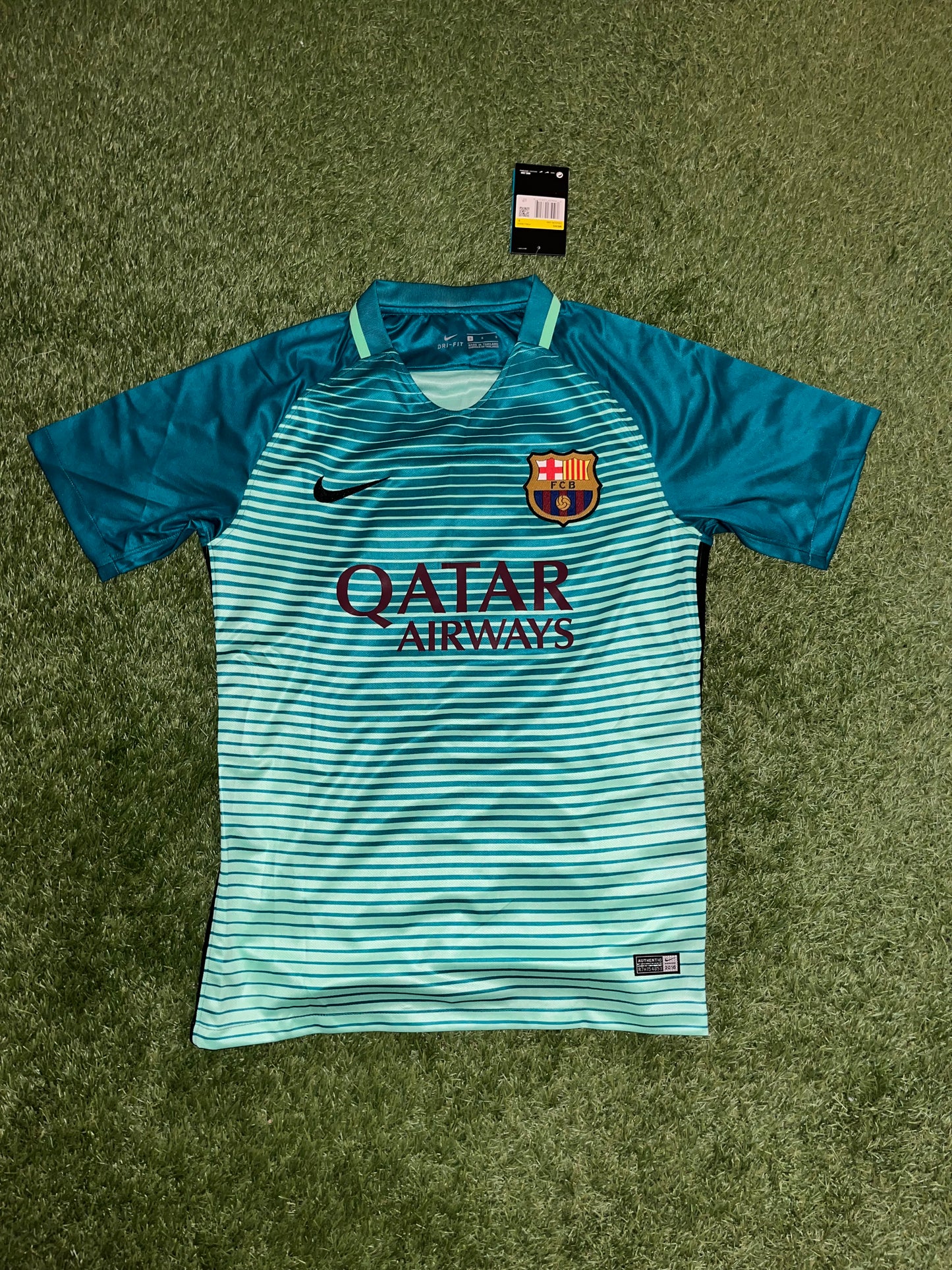 Barcelona Retro Third Kit 16-17 - NEYMAR JR 11