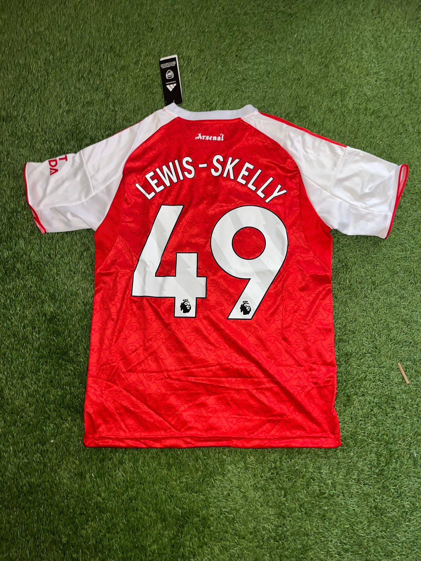 Arsenal Home Kit 25-26 - LEWIS SKELLY 49