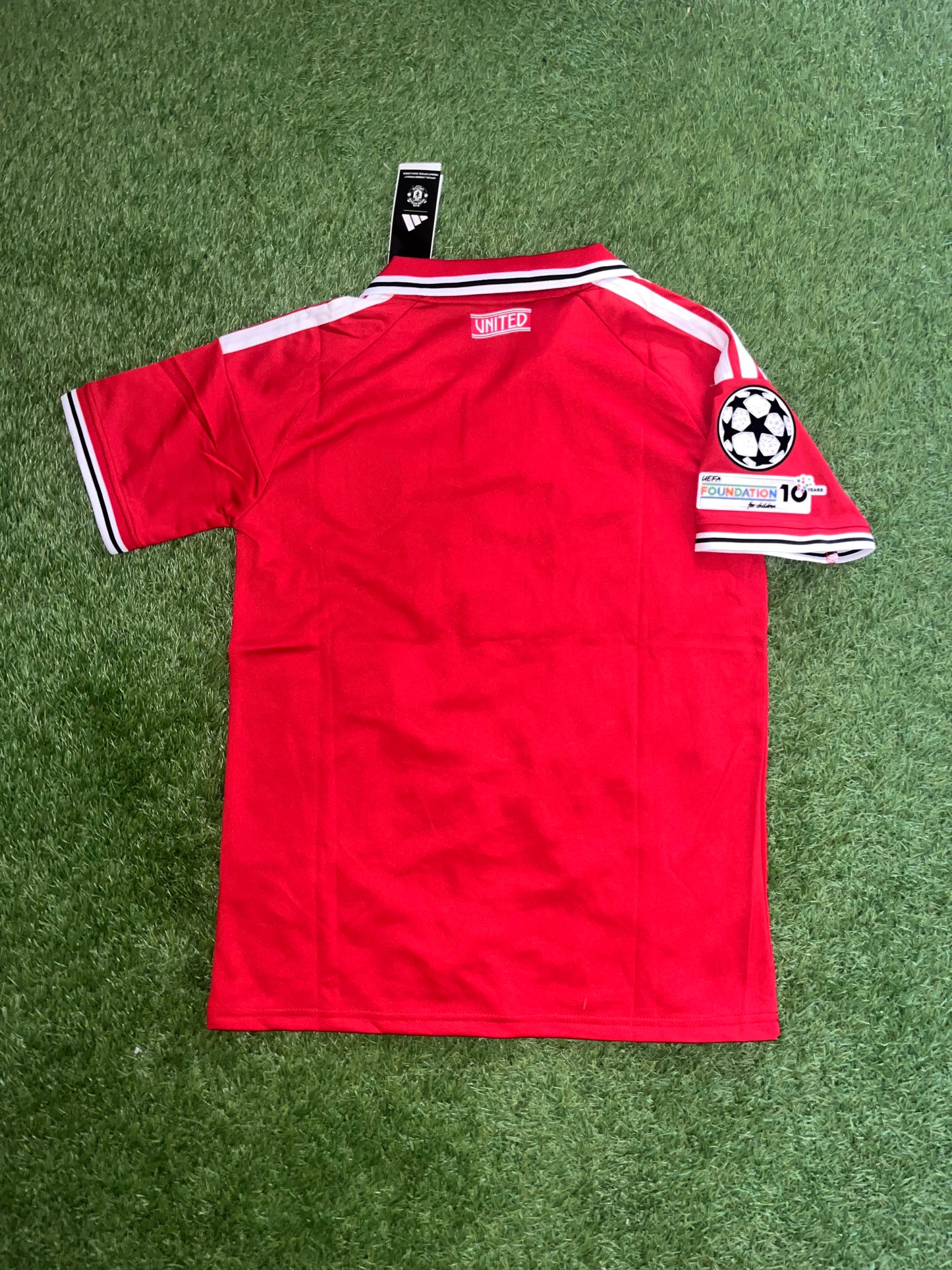 Manchester United Home Kit 26-27