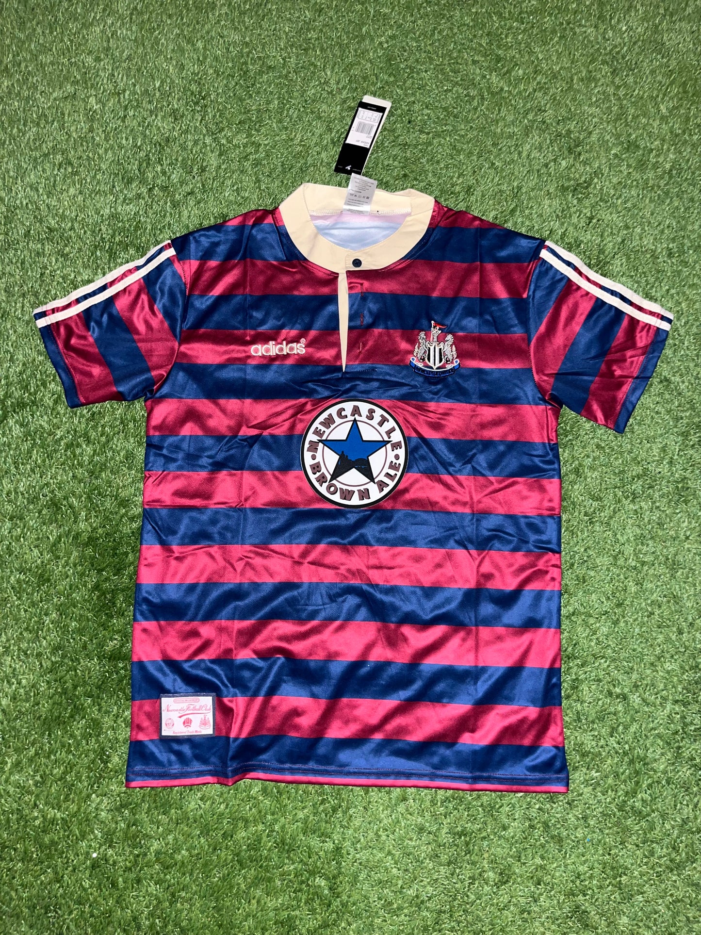 Newcastle Retro Away Kit 1995 - 1996