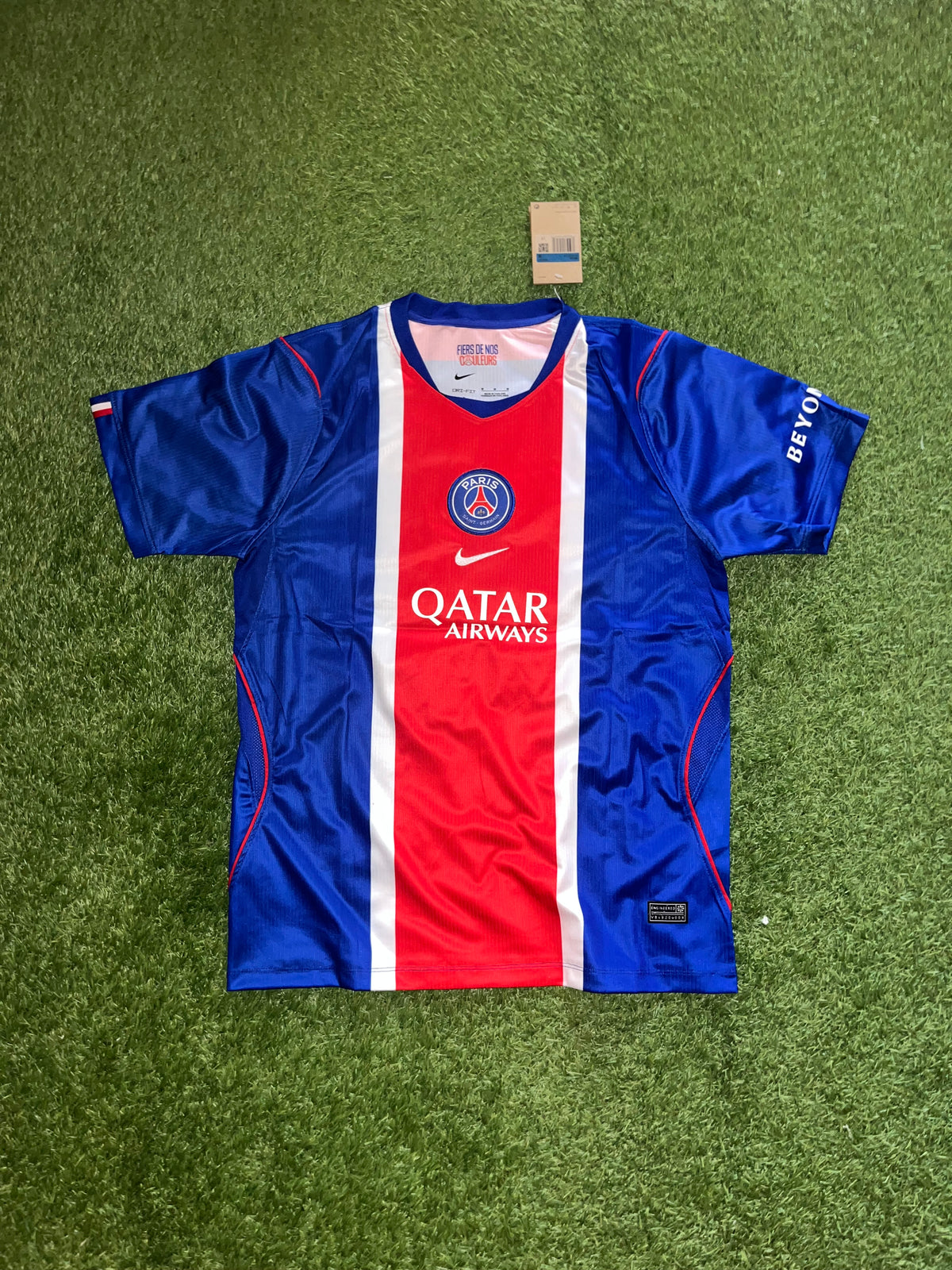 PSG Home Kit 26-27  -  D.DOUÉ 14
