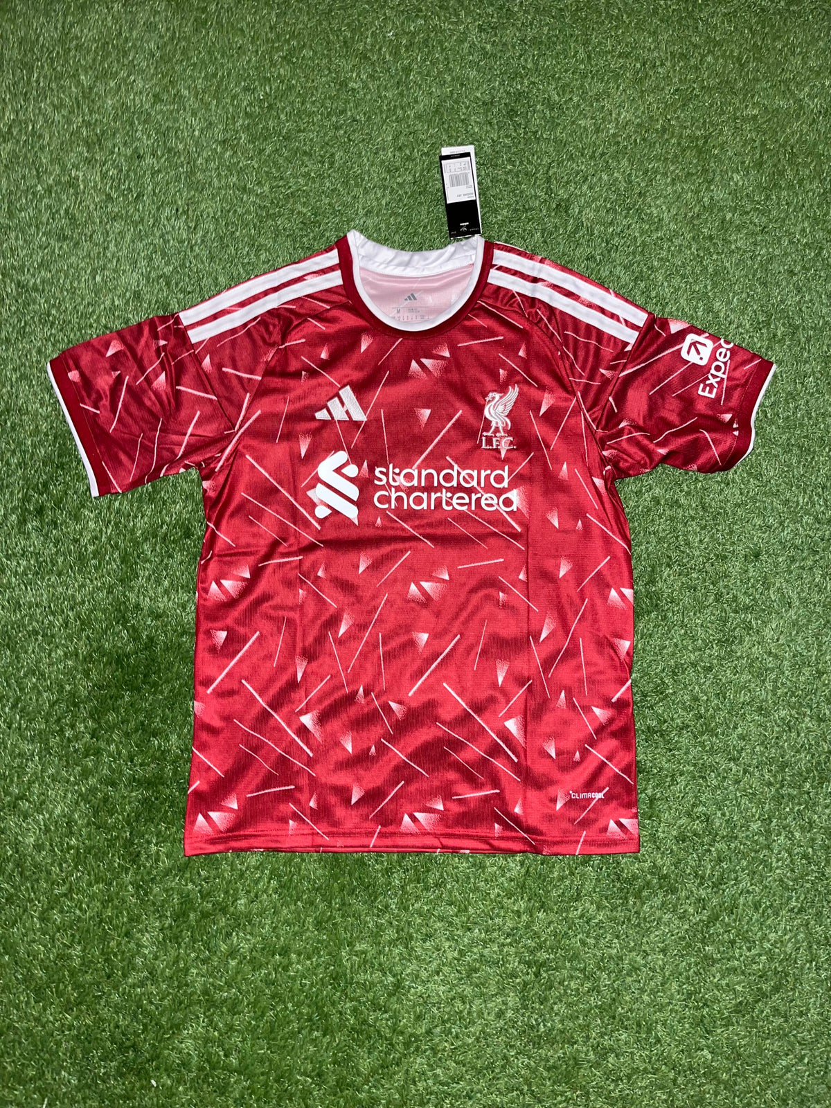 Liverpool Home Kit 26-27  -  SZOBOSZLAI 8
