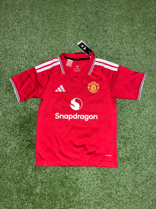 Manchester United Home Kit 26-27  -  B.FERNANDES 8