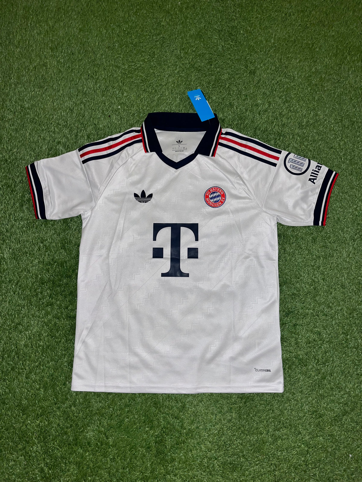 Bayern Munich Away Kit 26-27  -  LUIS DIAZ 14