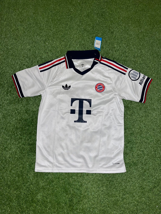Bayern Munich Away Kit 26-27  -  KANE 9