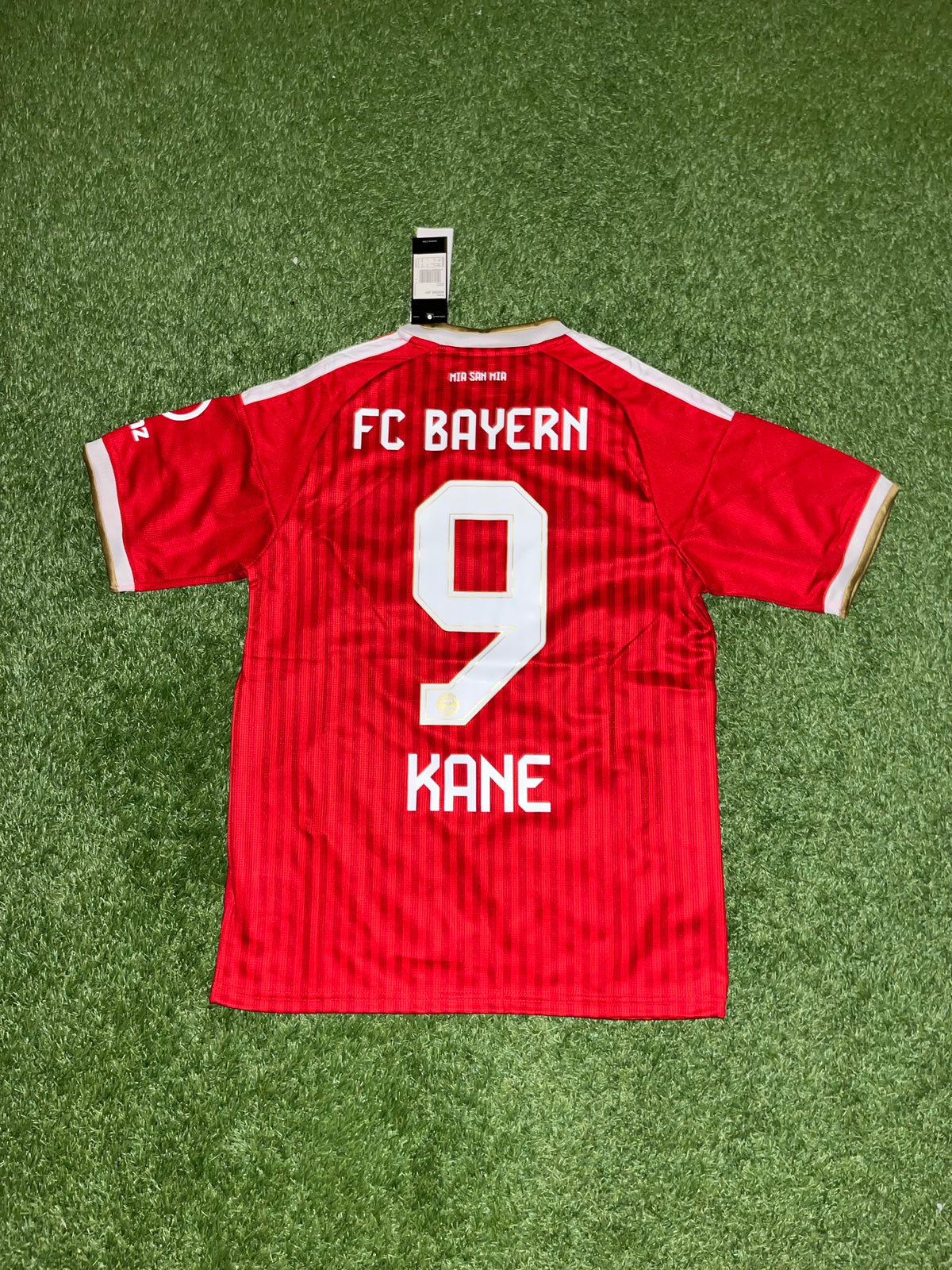 Bayern Munich Home Kit 26-27  -  KANE 9