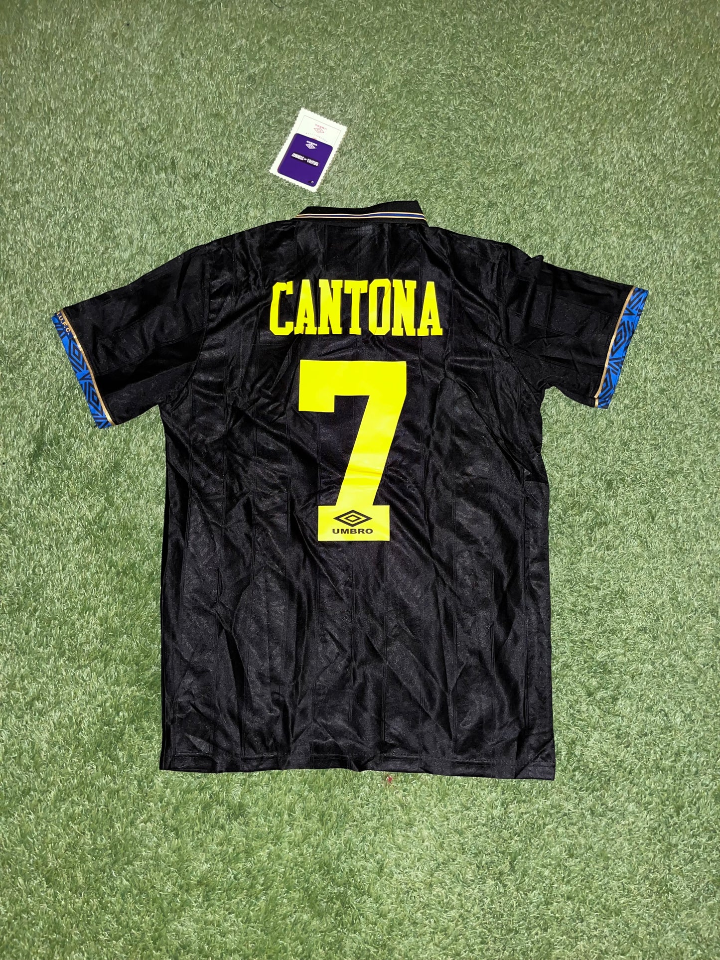 Manchester United Away Retro Kit 1993  -  CANTONA 7