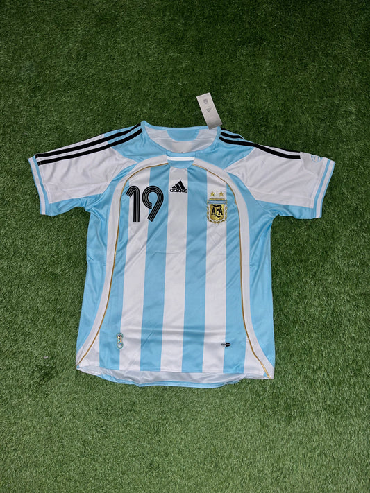 Argentina Home Kit 2006 - MESSI 19