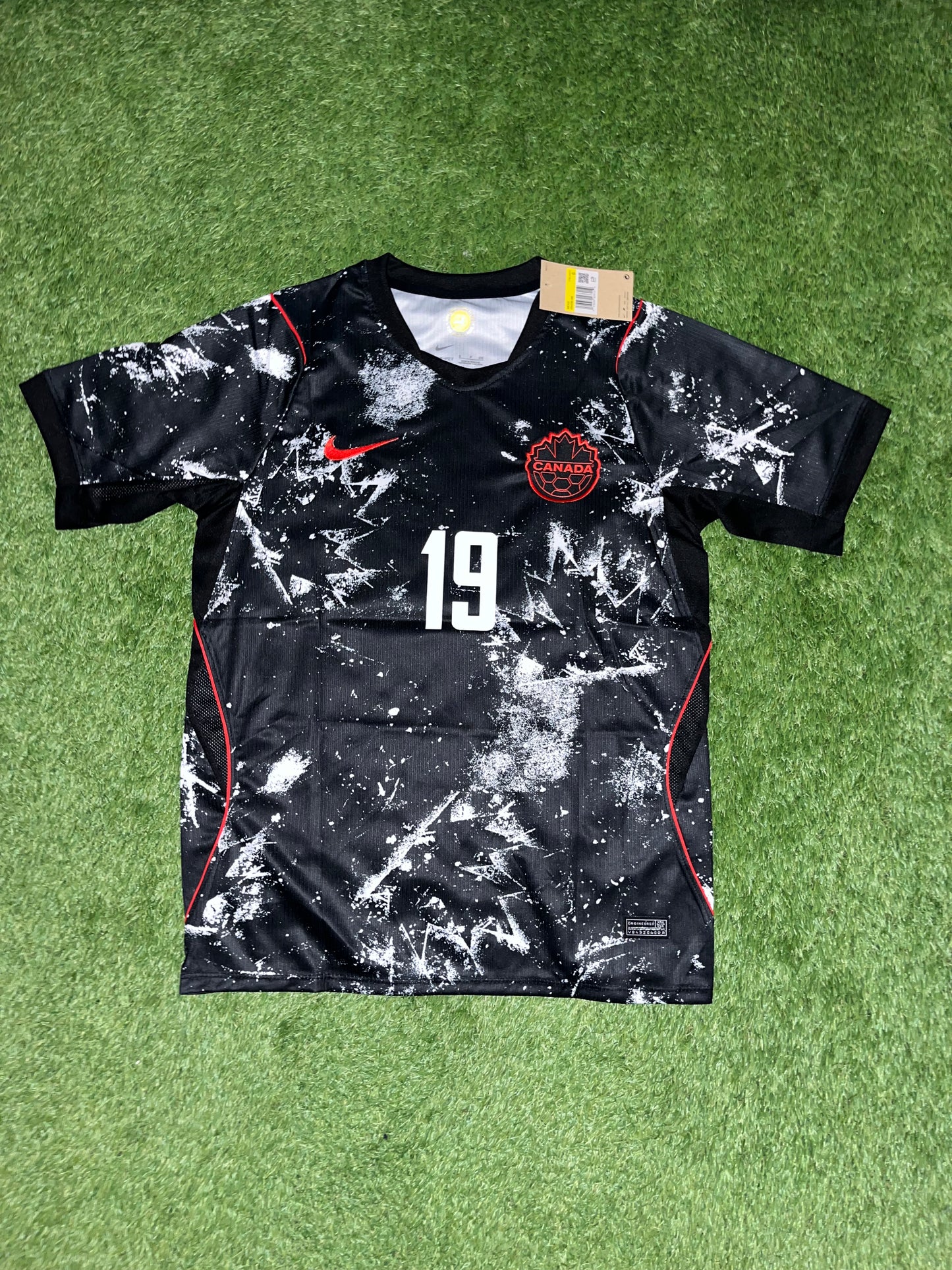 Canada Away Kit 2026 - DAVIES 19