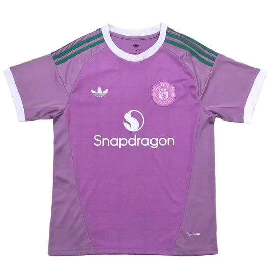 Manchester United Goalkeeper Kit 26-27