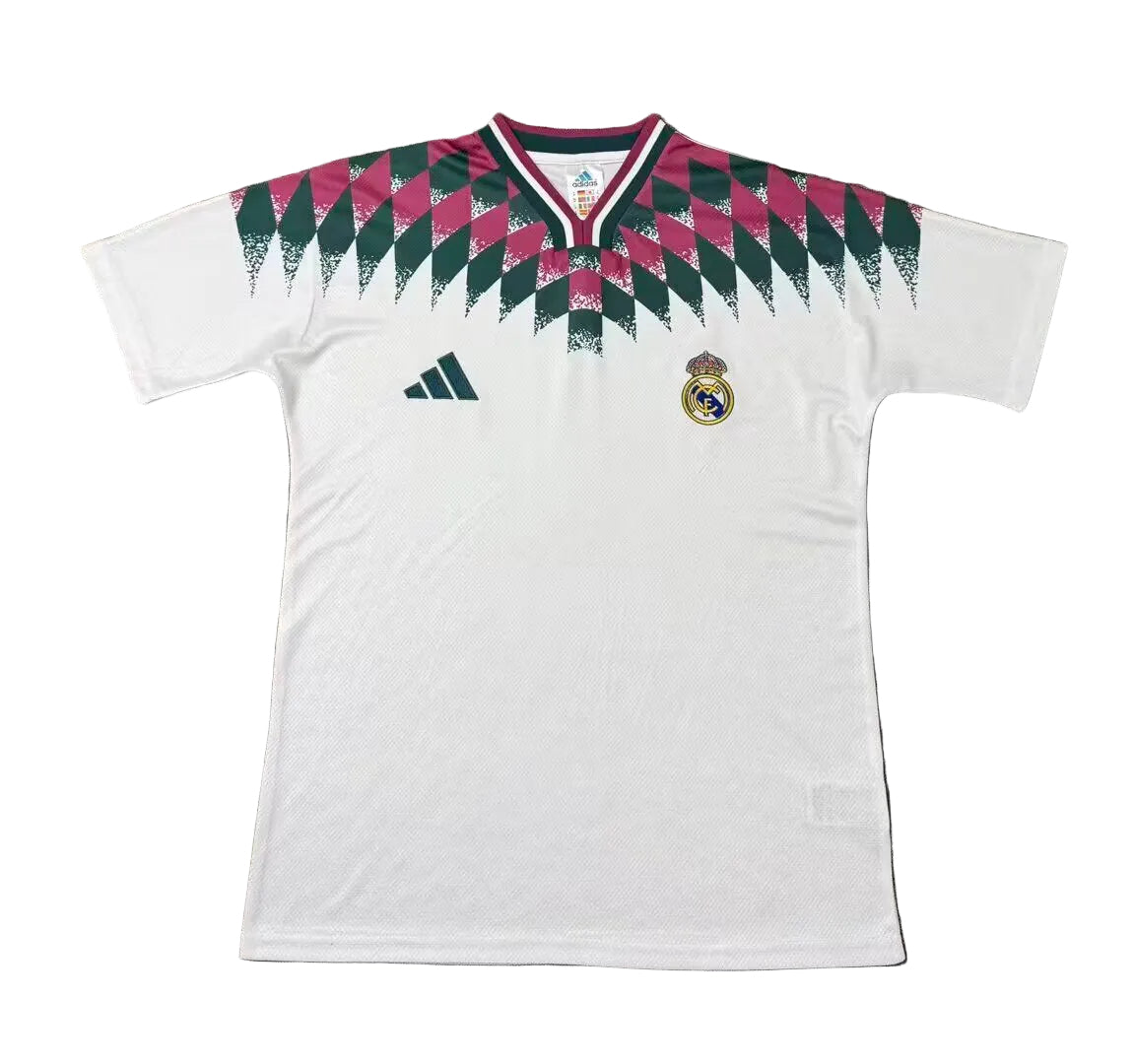 Real Madrid Stadium Kit 26-27
