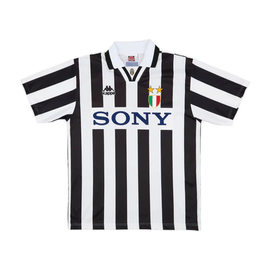 Juventus RETRO Home Kit 1995 - 1997