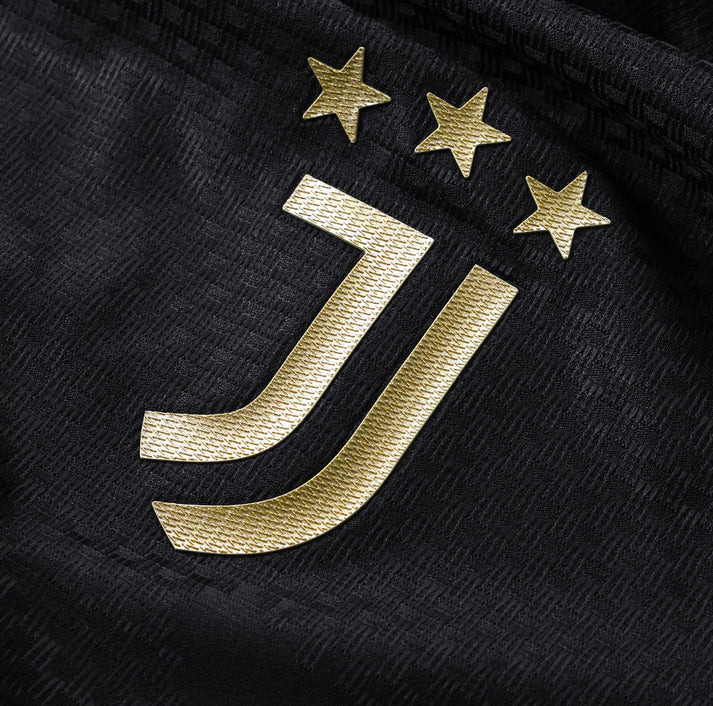 Juventus 3rd Kit 26-27