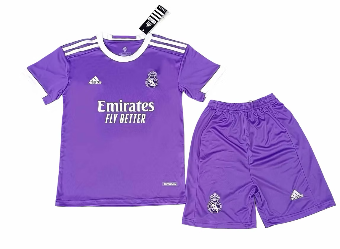 Real Madrid Away Kids Kit 2016 - 2017