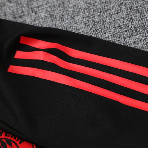 Bayern MÃ¼nchen Training Black Tracksuit