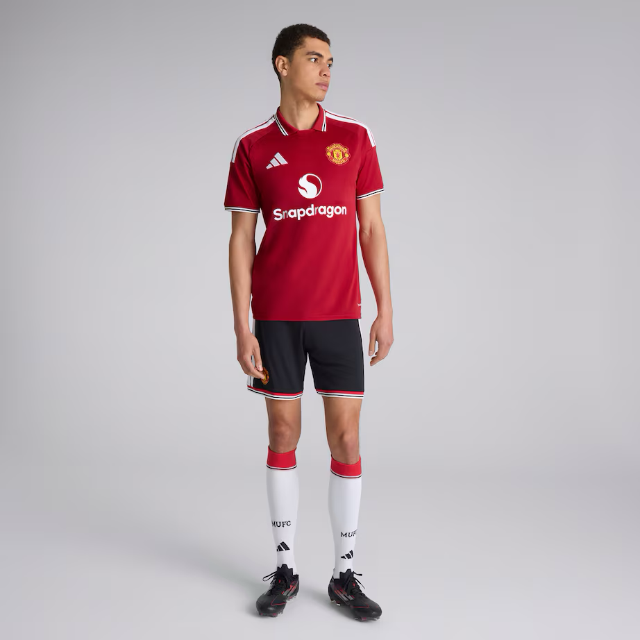 Manchester United Home Kit 26-27
