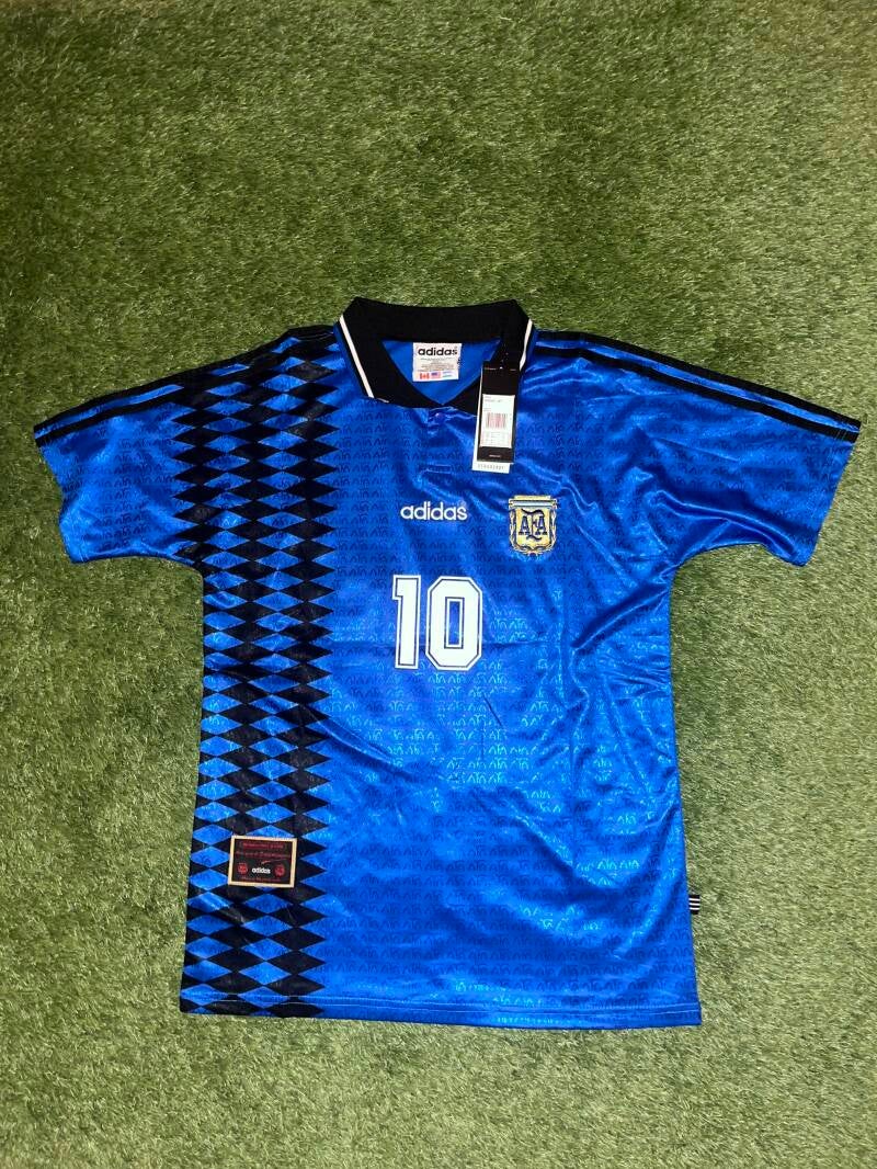 Argentina Away Kit 1994 - MARADONA 10
