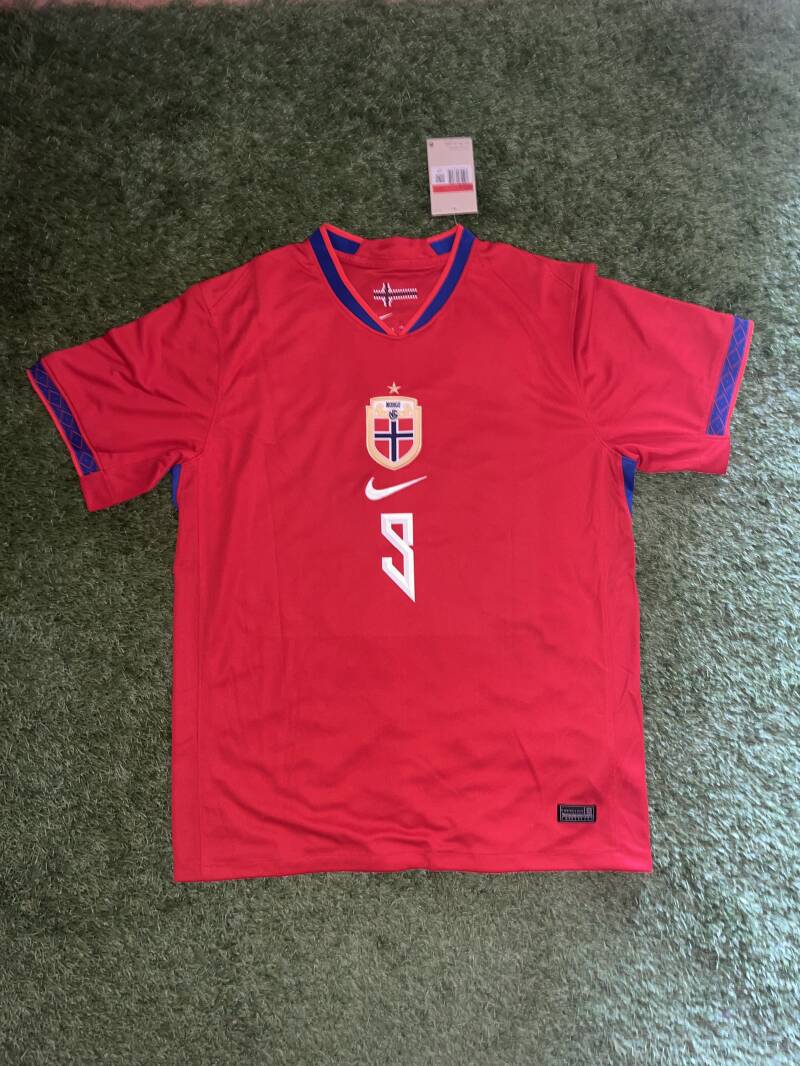 Norway Home Kit 2026 - BRUUT HAALAND 9